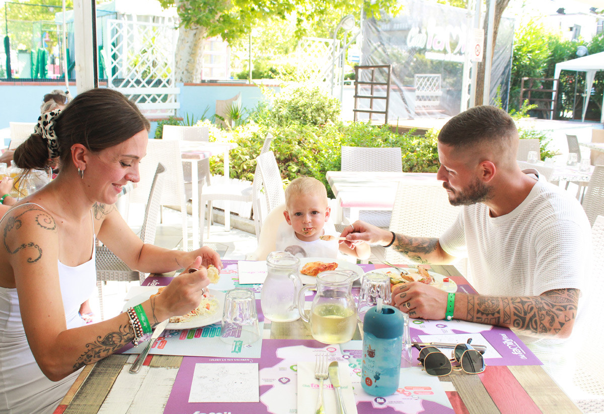 media.RistoranteEsterno_ClubFamilyHotel