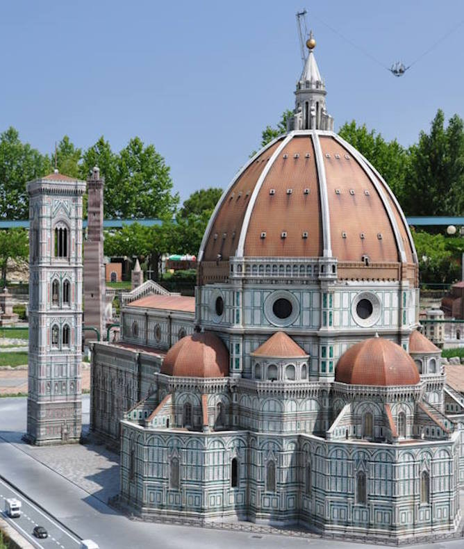 media.Basilica-Santa-Maria-in-Fiore-al-parco-tematico-Italia-in-Miniatura-ingressi-gratuiti-per-tutta-la-famiglia-in-vacanza-al-Club-Family-Hotel-Serenissima-Cesenatico